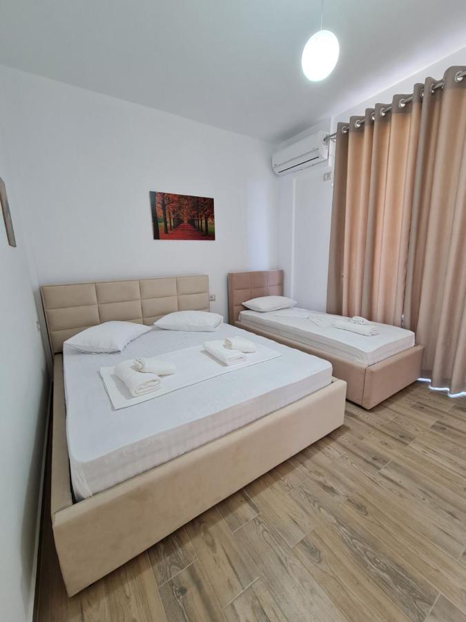 Hotel Veliaj Ksamil Kültér fotó