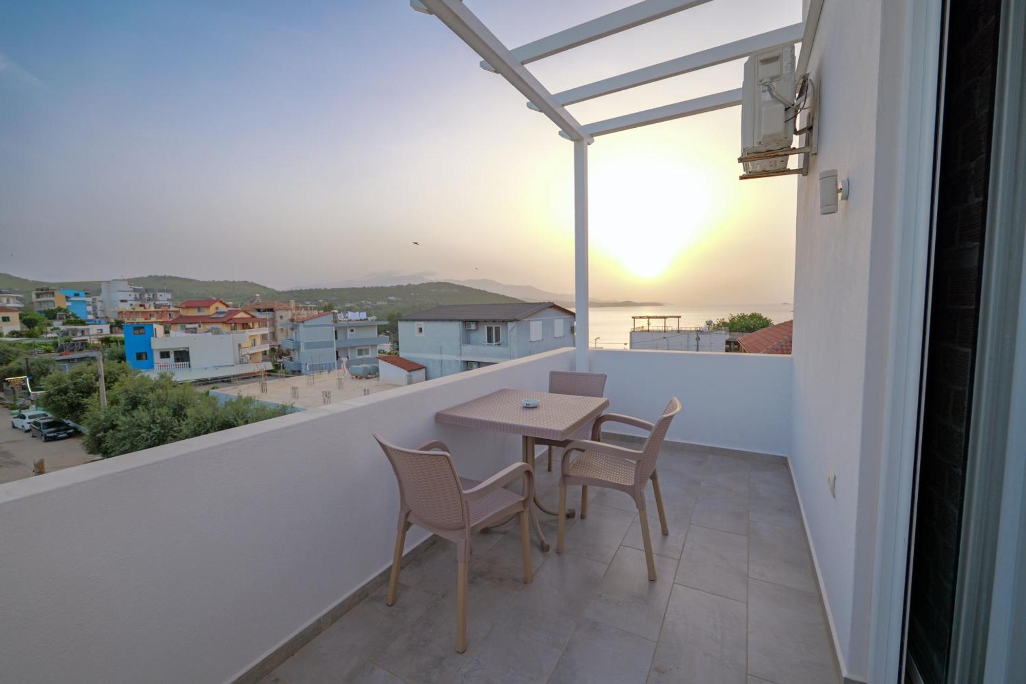 Hotel Veliaj Ksamil Kültér fotó