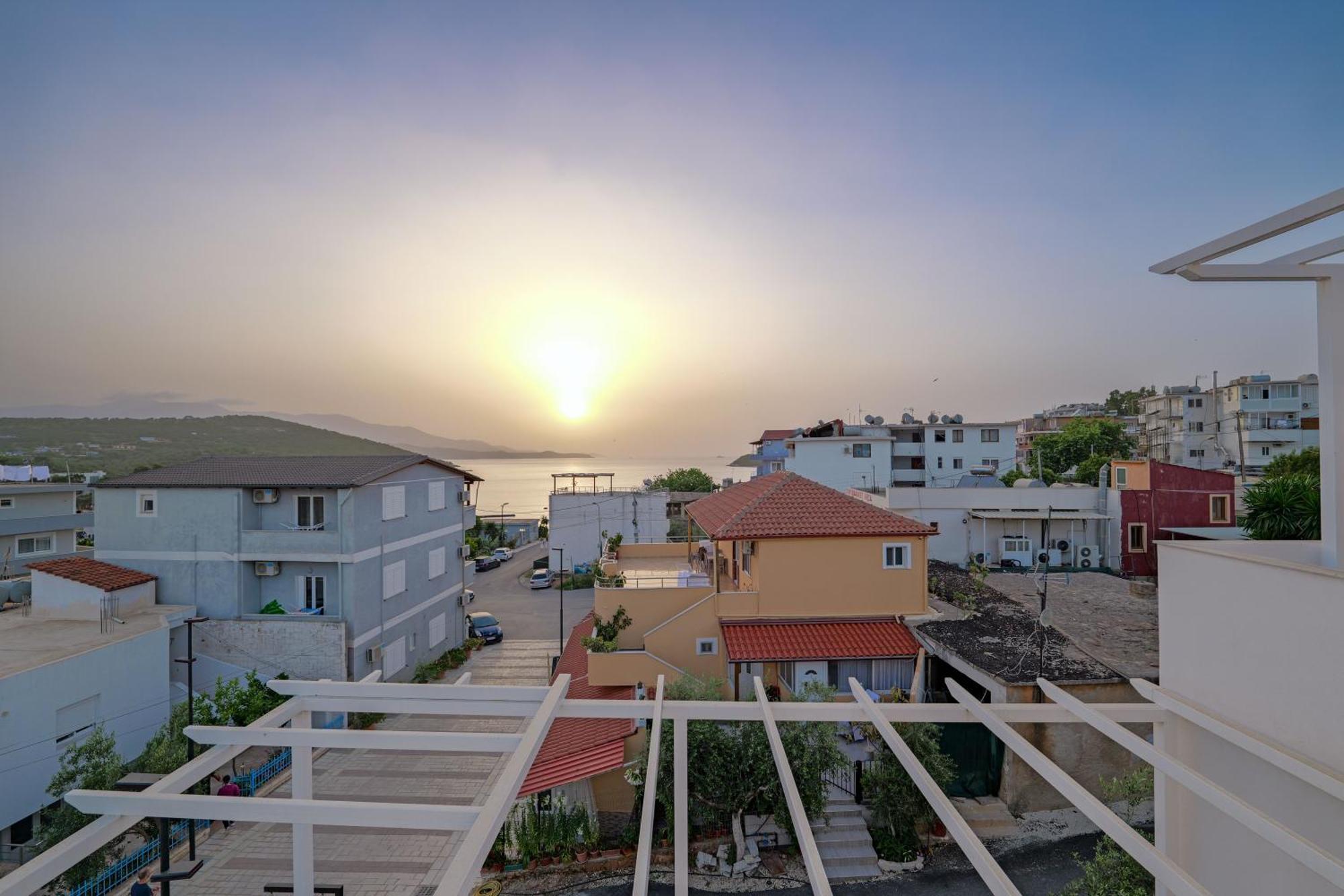 Hotel Veliaj Ksamil Kültér fotó