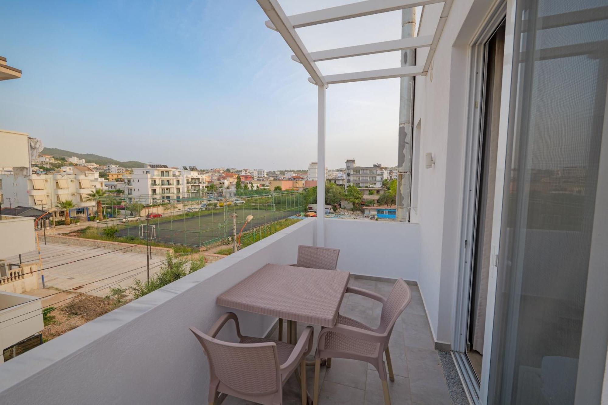 Hotel Veliaj Ksamil Kültér fotó