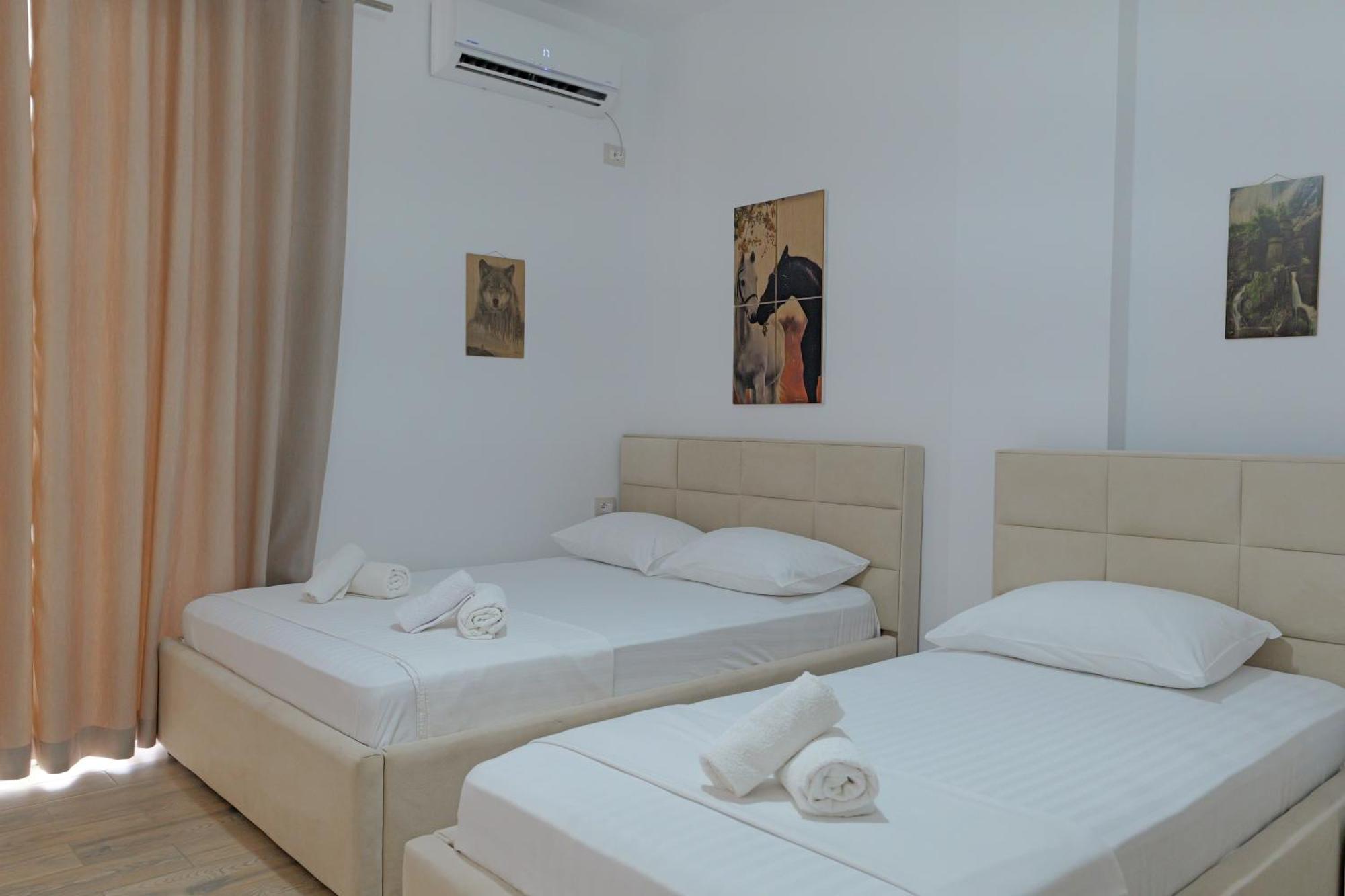 Hotel Veliaj Ksamil Kültér fotó